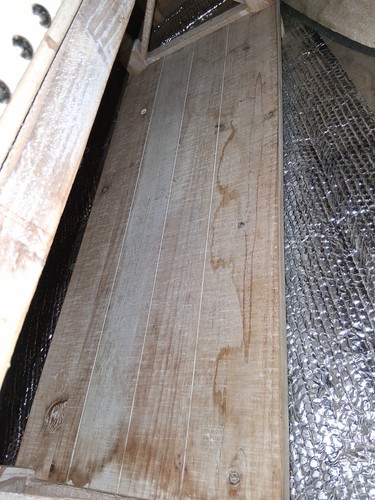 Rustic upholstered wooden - rustic,